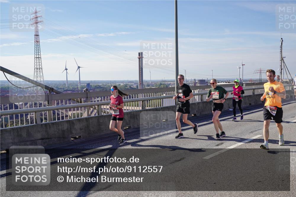 03.10.2025 - Köhlbrandbrückenlauf Michael Burmester http://msf.ph/oto/9112557 03.10.2025 12:54:36 Position 2  meine-sportfotos.de