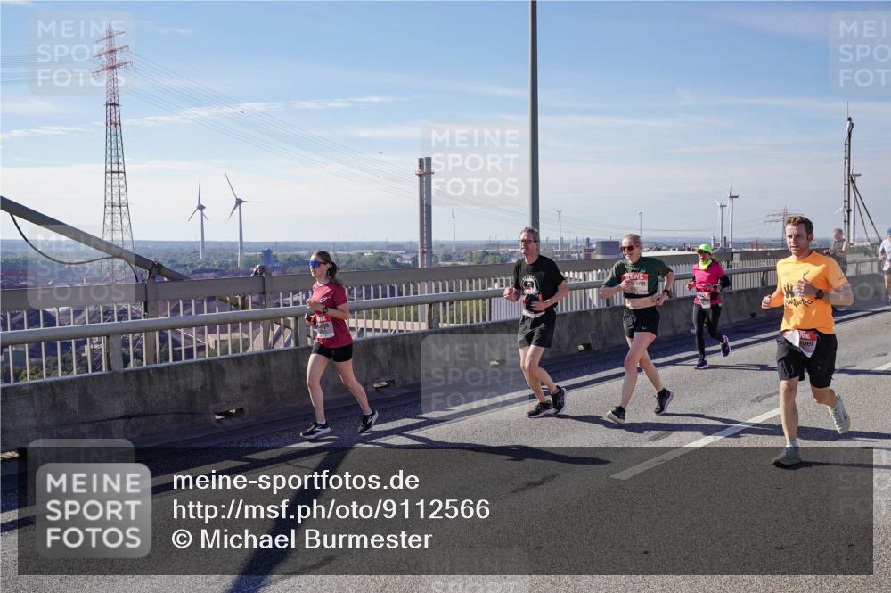 03.10.2025 - Köhlbrandbrückenlauf Michael Burmester http://msf.ph/oto/9112566 03.10.2025 12:54:36 Position 2  meine-sportfotos.de