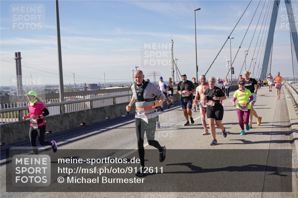 03.10.2025 - Köhlbrandbrückenlauf Michael Burmester http://msf.ph/oto/9112611 03.10.2025 12:54:38 Position 2  meine-sportfotos.de