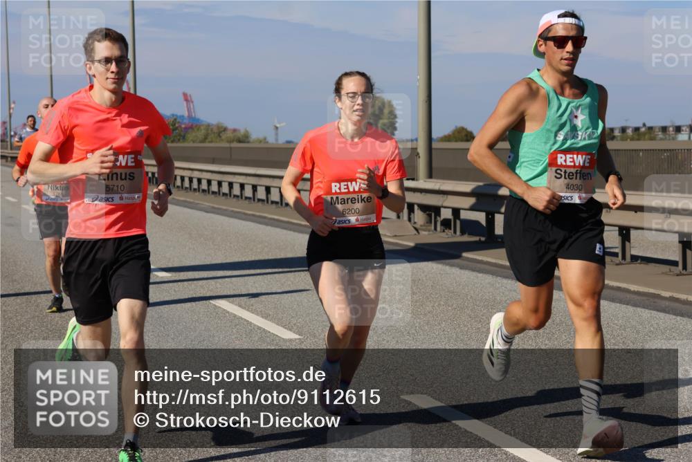 03.10.2025 - Köhlbrandbrückenlauf Strokosch-Dieckow http://msf.ph/oto/9112615 03.10.2025 12:41:46 Position 3 5765, 5710, 6200, 4030 meine-sportfotos.de