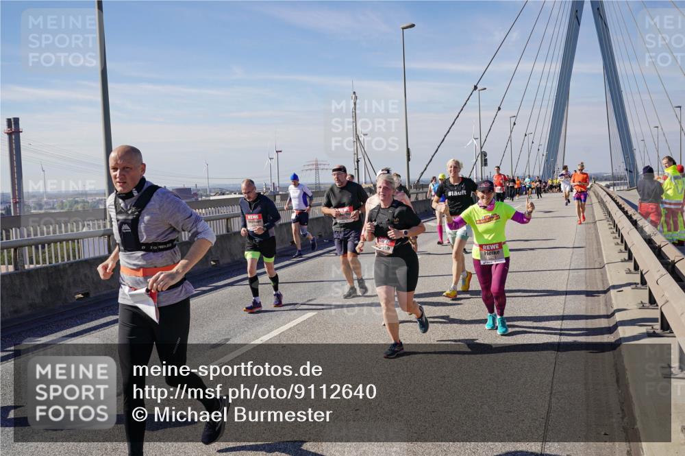 03.10.2025 - Köhlbrandbrückenlauf Michael Burmester http://msf.ph/oto/9112640 03.10.2025 12:54:38 Position 2  meine-sportfotos.de