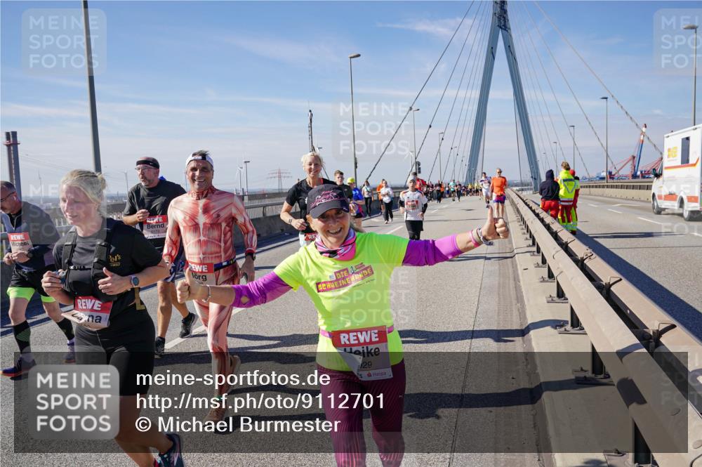 03.10.2025 - Köhlbrandbrückenlauf Michael Burmester http://msf.ph/oto/9112701 03.10.2025 12:54:40 Position 2 29 meine-sportfotos.de
