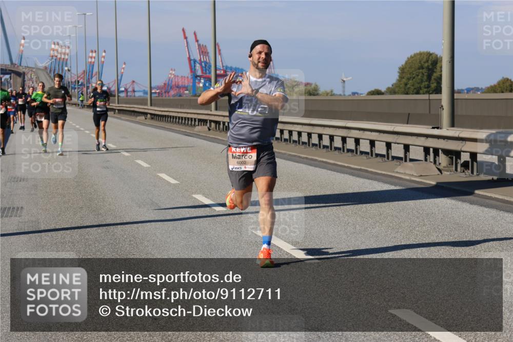 03.10.2025 - Köhlbrandbrückenlauf Strokosch-Dieckow http://msf.ph/oto/9112711 03.10.2025 12:41:52 Position 3 6002 meine-sportfotos.de