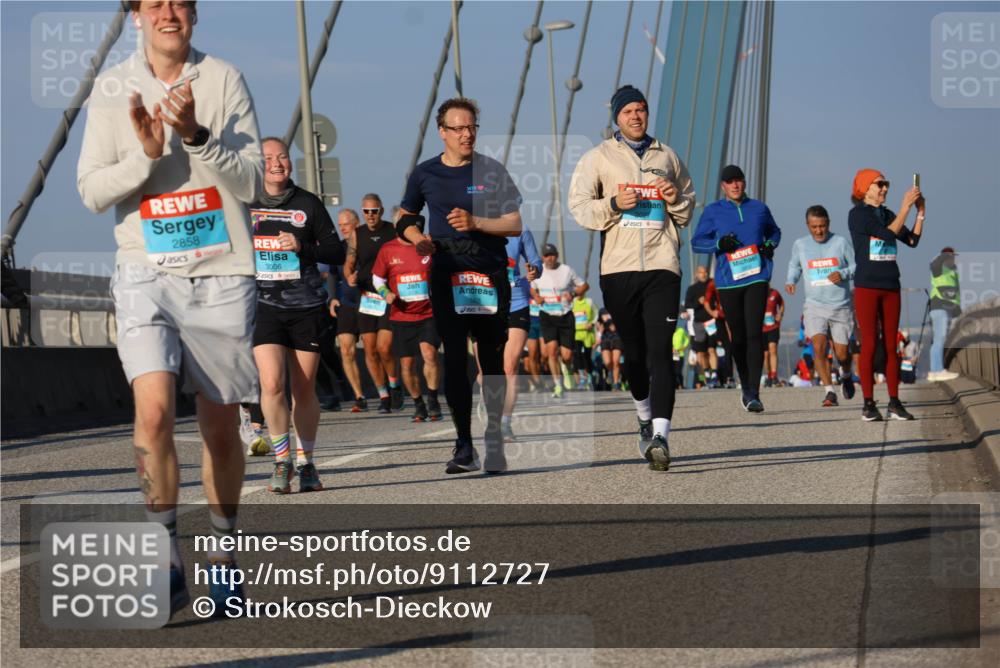 03.10.2025 - Köhlbrandbrückenlauf Strokosch-Dieckow http://msf.ph/oto/9112727 03.10.2025 09:46:14 Position 2 2858, 3006 meine-sportfotos.de
