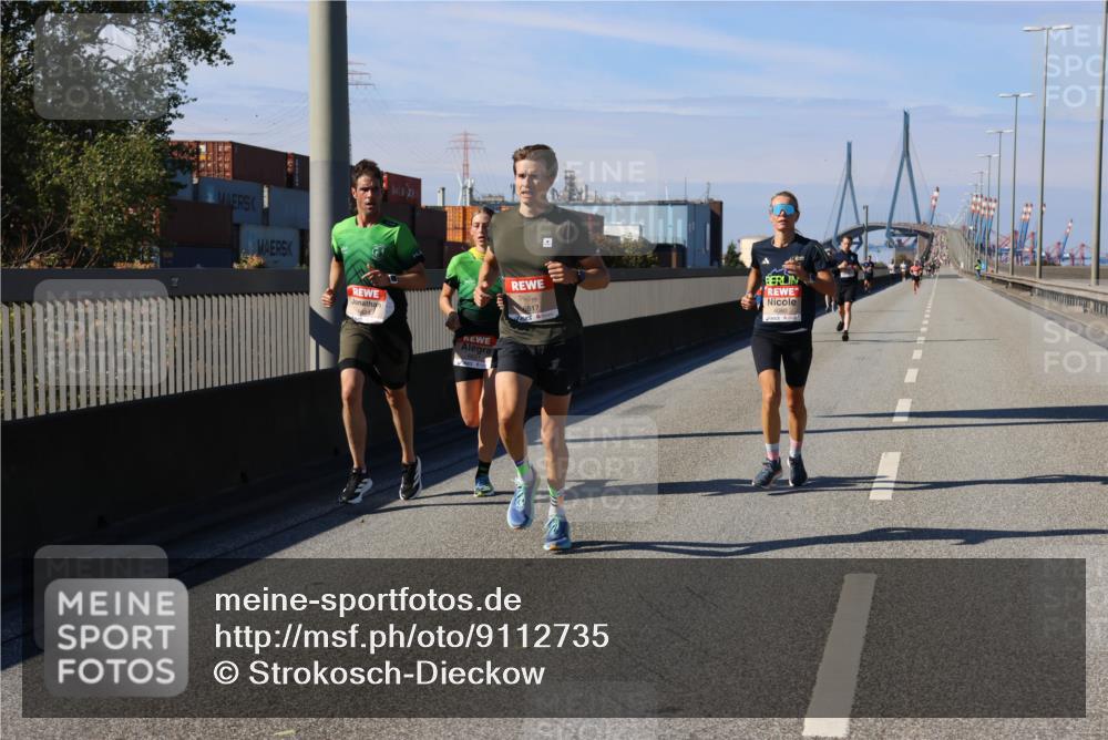 03.10.2025 - Köhlbrandbrückenlauf Strokosch-Dieckow http://msf.ph/oto/9112735 03.10.2025 12:41:59 Position 3 624, 6817, 4060 meine-sportfotos.de