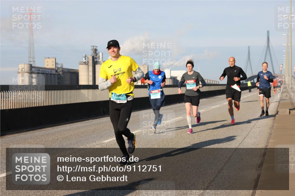 03.10.2025 - Köhlbrandbrückenlauf Lena Gebhardt http://msf.ph/oto/9112751 03.10.2025 09:42:32 Position 2 3332, 1258 meine-sportfotos.de
