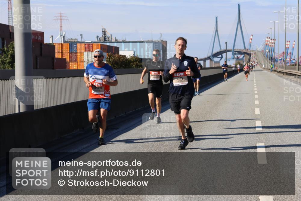 03.10.2025 - Köhlbrandbrückenlauf Strokosch-Dieckow http://msf.ph/oto/9112801 03.10.2025 12:42:05 Position 3 4598 meine-sportfotos.de