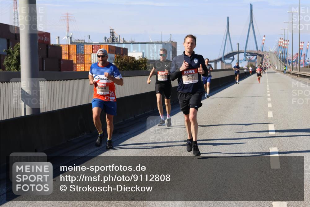 03.10.2025 - Köhlbrandbrückenlauf Strokosch-Dieckow http://msf.ph/oto/9112808 03.10.2025 12:42:05 Position 3 4023, 4598 meine-sportfotos.de