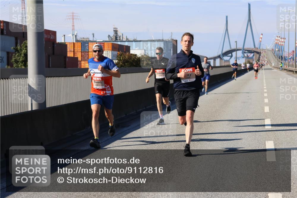 03.10.2025 - Köhlbrandbrückenlauf Strokosch-Dieckow http://msf.ph/oto/9112816 03.10.2025 12:42:05 Position 3 4023, 4598 meine-sportfotos.de