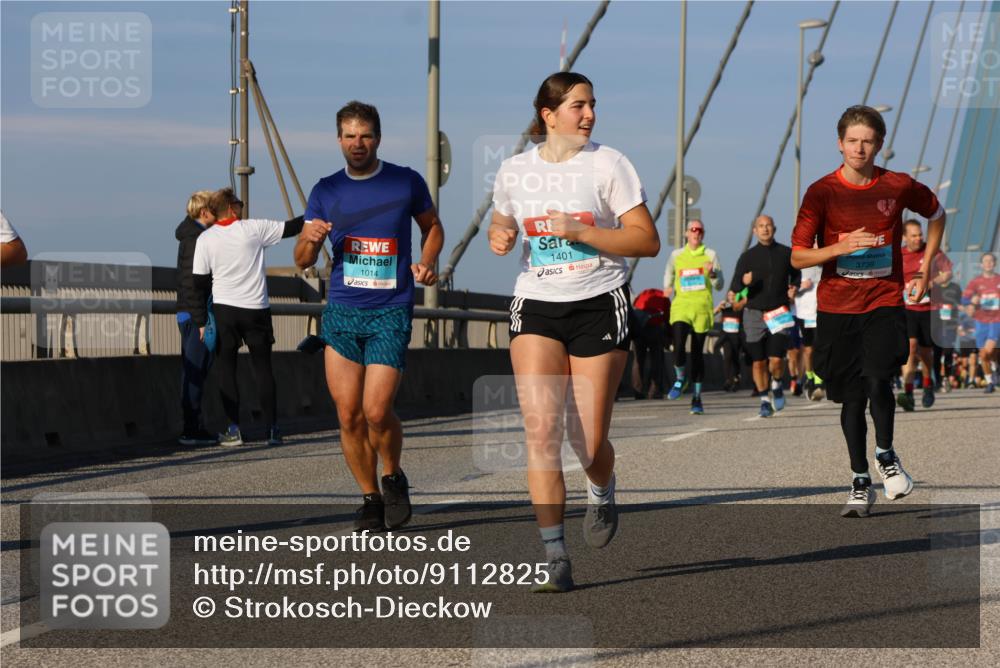 03.10.2025 - Köhlbrandbrückenlauf Strokosch-Dieckow http://msf.ph/oto/9112825 03.10.2025 09:46:29 Position 2 1014, 1401, 3738 meine-sportfotos.de