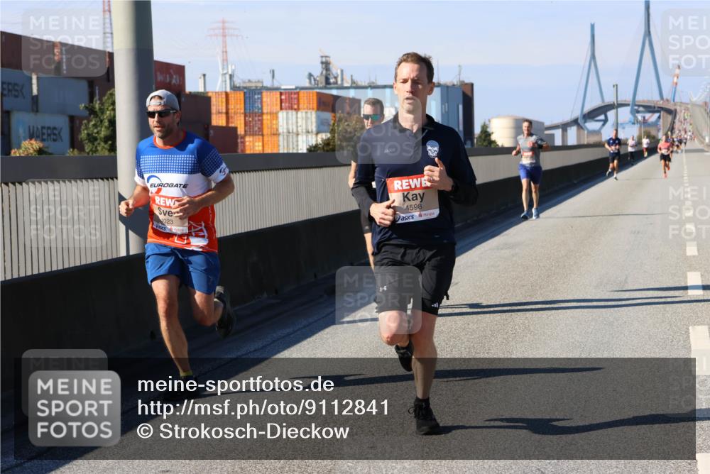 03.10.2025 - Köhlbrandbrückenlauf Strokosch-Dieckow http://msf.ph/oto/9112841 03.10.2025 12:42:06 Position 3 4023, 4598 meine-sportfotos.de