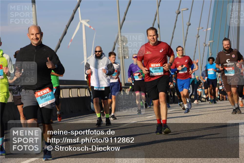 03.10.2025 - Köhlbrandbrückenlauf Strokosch-Dieckow http://msf.ph/oto/9112862 03.10.2025 09:46:34 Position 2 3369, 2882 meine-sportfotos.de