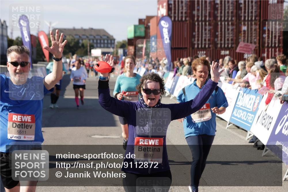 03.10.2025 - Köhlbrandbrückenlauf Jannik Wohlers http://msf.ph/oto/9112872 03.10.2025 13:31:29 Ziel 5030, 5065, 5171, 5222, 5425, 5511, 5518, 5519, 5598, 6597, 6731 meine-sportfotos.de