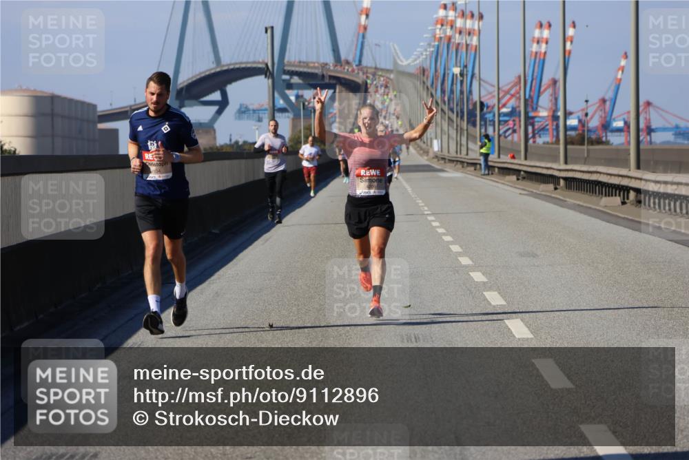 03.10.2025 - Köhlbrandbrückenlauf Strokosch-Dieckow http://msf.ph/oto/9112896 03.10.2025 12:42:17 Position 3 4104 meine-sportfotos.de