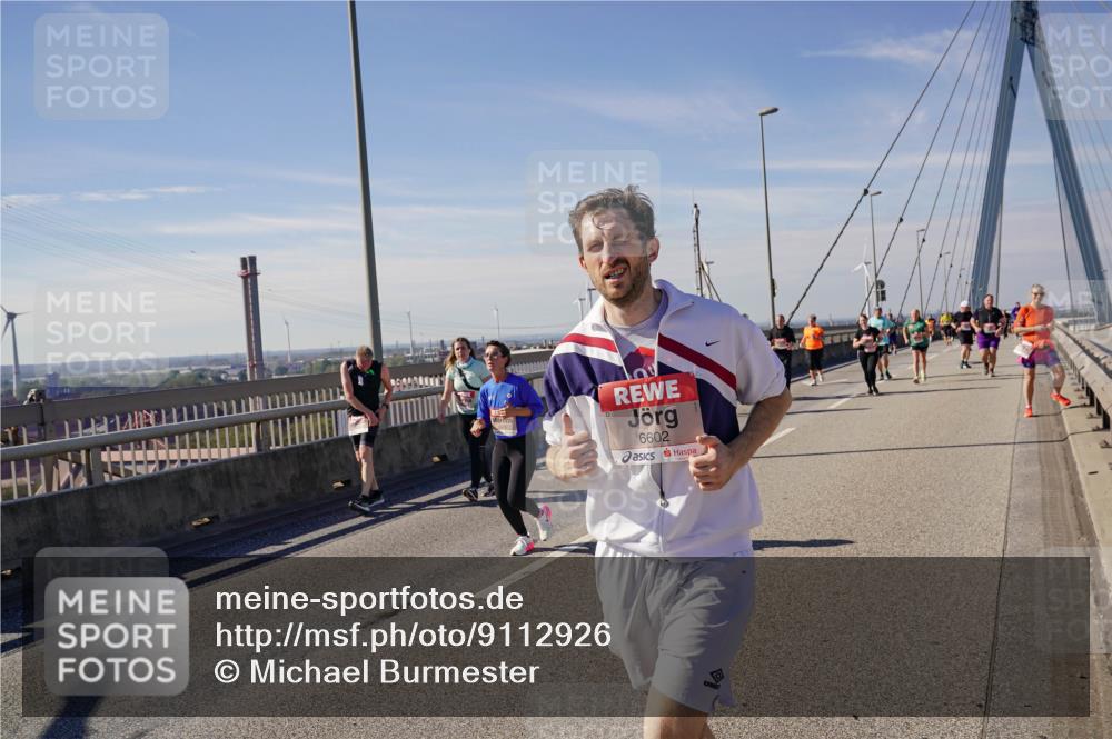 03.10.2025 - Köhlbrandbrückenlauf Michael Burmester http://msf.ph/oto/9112926 03.10.2025 12:54:51 Position 2 6602 meine-sportfotos.de