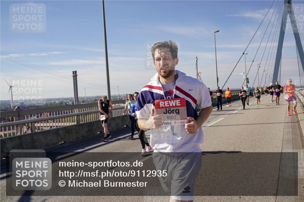 03.10.2025 - Köhlbrandbrückenlauf Michael Burmester http://msf.ph/oto/9112935 03.10.2025 12:54:51 Position 2 6602 meine-sportfotos.de