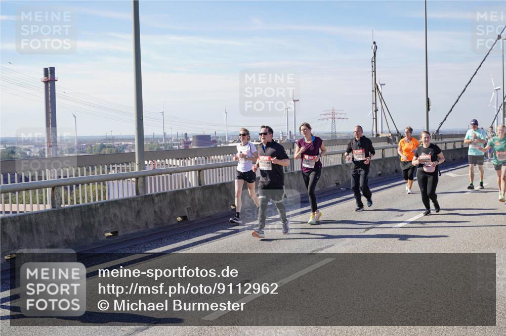 03.10.2025 - Köhlbrandbrückenlauf Michael Burmester http://msf.ph/oto/9112962 03.10.2025 12:54:53 Position 2  meine-sportfotos.de
