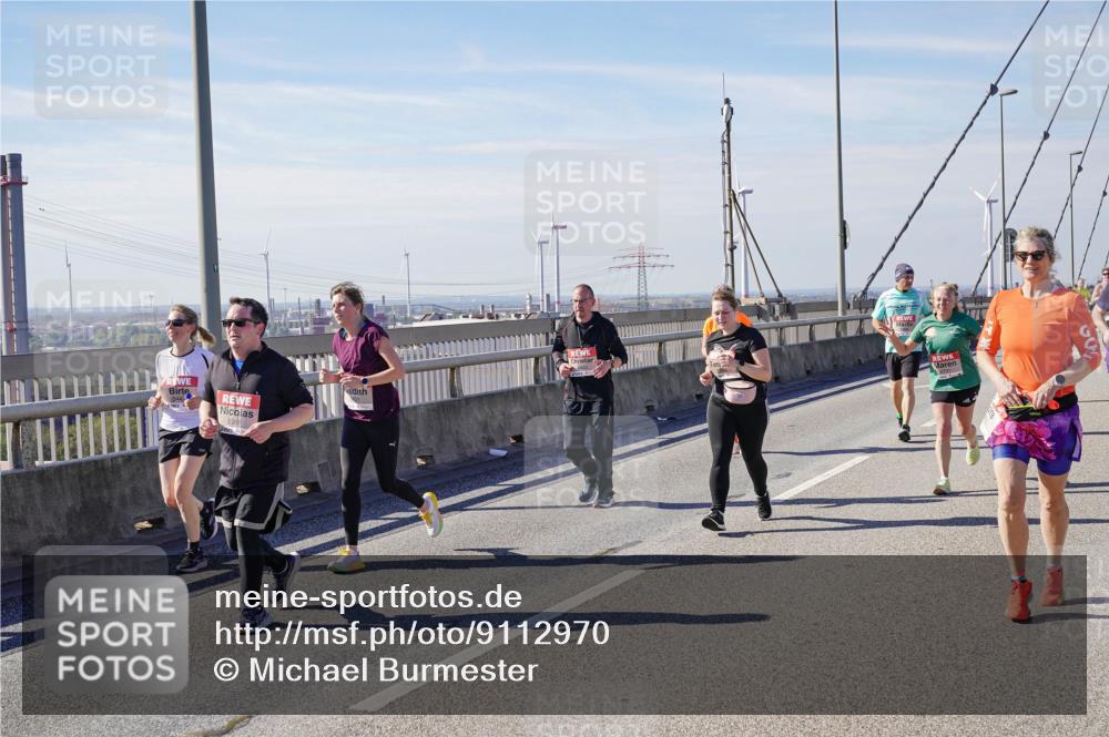 03.10.2025 - Köhlbrandbrückenlauf Michael Burmester http://msf.ph/oto/9112970 03.10.2025 12:54:55 Position 2 536 meine-sportfotos.de