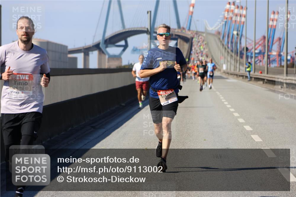 03.10.2025 - Köhlbrandbrückenlauf Strokosch-Dieckow http://msf.ph/oto/9113002 03.10.2025 12:42:32 Position 3 4106, 6683 meine-sportfotos.de