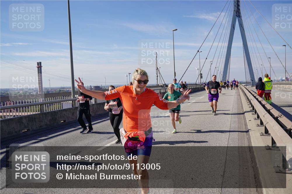 03.10.2025 - Köhlbrandbrückenlauf Michael Burmester http://msf.ph/oto/9113005 03.10.2025 12:54:56 Position 2  meine-sportfotos.de