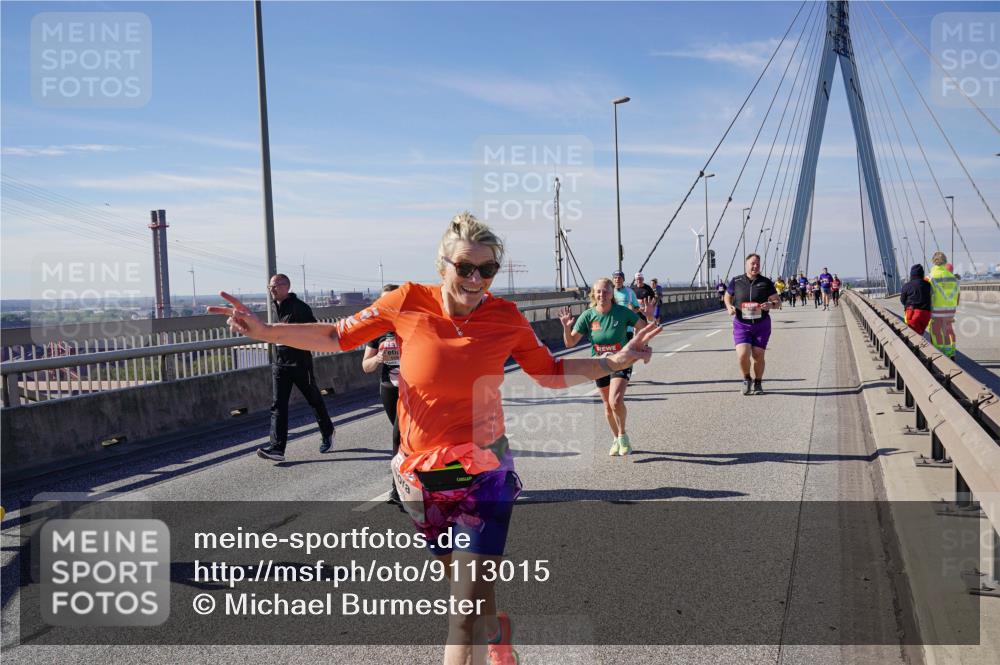 03.10.2025 - Köhlbrandbrückenlauf Michael Burmester http://msf.ph/oto/9113015 03.10.2025 12:54:56 Position 2  meine-sportfotos.de