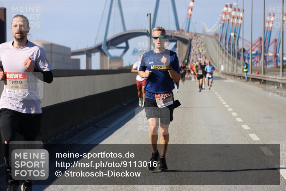 03.10.2025 - Köhlbrandbrückenlauf Strokosch-Dieckow http://msf.ph/oto/9113016 03.10.2025 12:42:32 Position 3 4106, 6683 meine-sportfotos.de