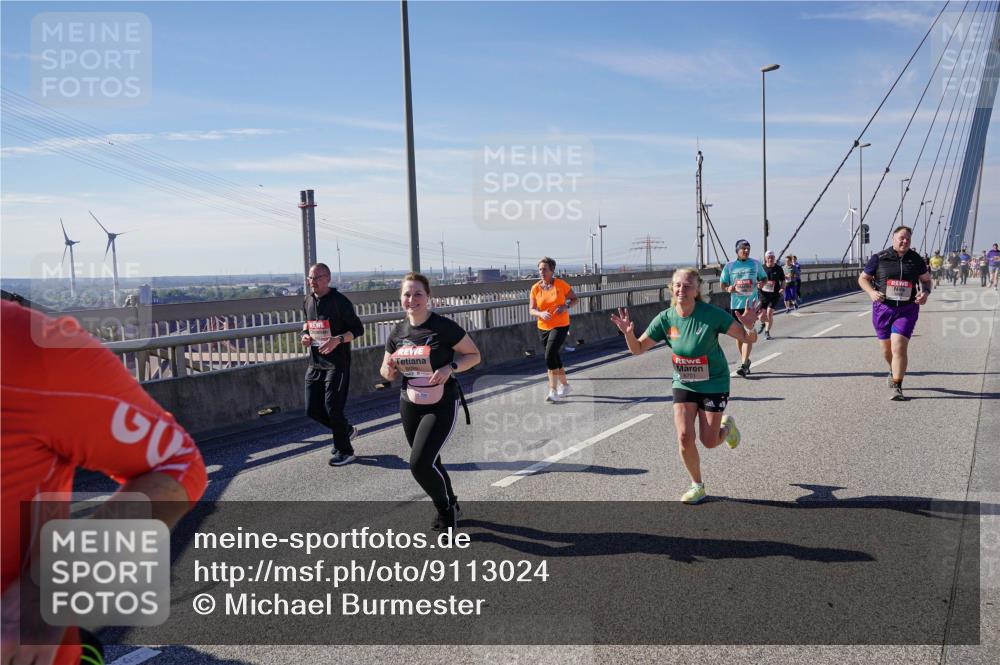 03.10.2025 - Köhlbrandbrückenlauf Michael Burmester http://msf.ph/oto/9113024 03.10.2025 12:54:57 Position 2  meine-sportfotos.de