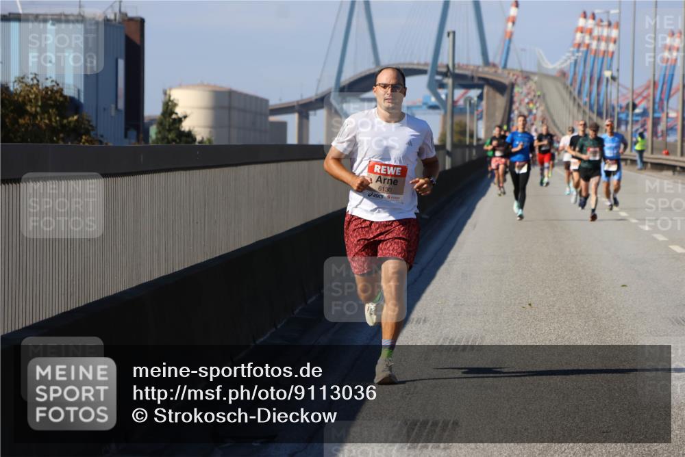 03.10.2025 - Köhlbrandbrückenlauf Strokosch-Dieckow http://msf.ph/oto/9113036 03.10.2025 12:42:43 Position 3 6130 meine-sportfotos.de