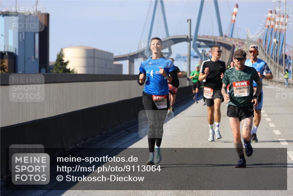 03.10.2025 - Köhlbrandbrückenlauf Strokosch-Dieckow http://msf.ph/oto/9113064 03.10.2025 12:42:54 Position 3 6480, 410, 4001 meine-sportfotos.de