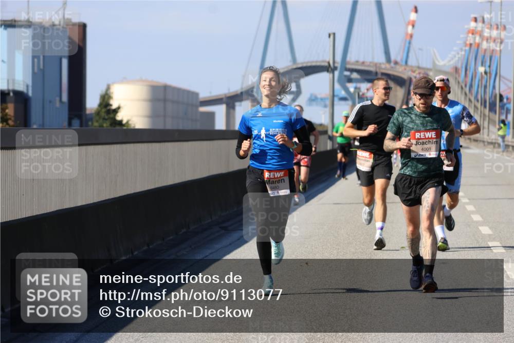 03.10.2025 - Köhlbrandbrückenlauf Strokosch-Dieckow http://msf.ph/oto/9113077 03.10.2025 12:42:54 Position 3 1410, 6480, 4001 meine-sportfotos.de