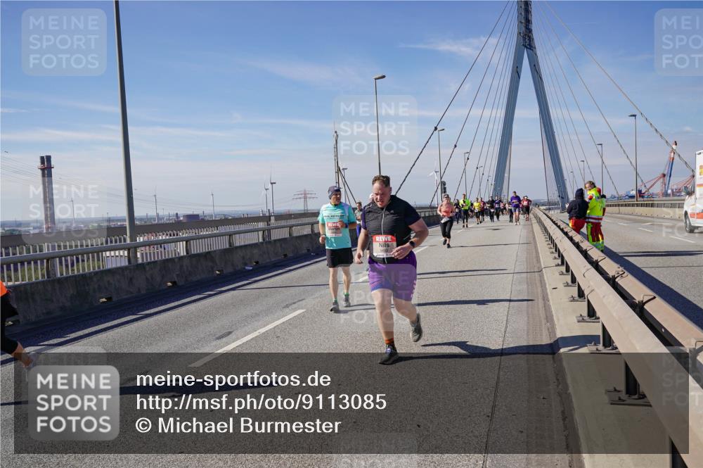 03.10.2025 - Köhlbrandbrückenlauf Michael Burmester http://msf.ph/oto/9113085 03.10.2025 12:54:59 Position 2  meine-sportfotos.de