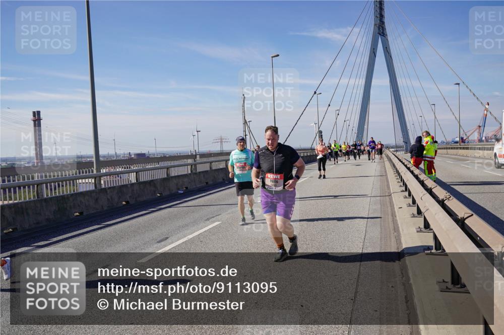 03.10.2025 - Köhlbrandbrückenlauf Michael Burmester http://msf.ph/oto/9113095 03.10.2025 12:54:59 Position 2  meine-sportfotos.de