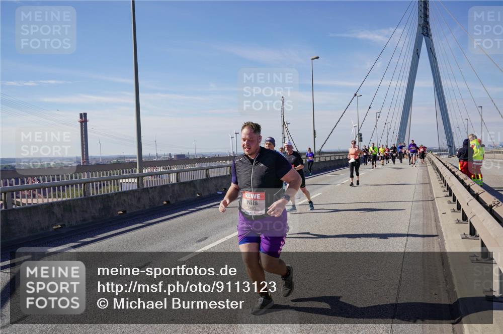 03.10.2025 - Köhlbrandbrückenlauf Michael Burmester http://msf.ph/oto/9113123 03.10.2025 12:55:00 Position 2 5493 meine-sportfotos.de