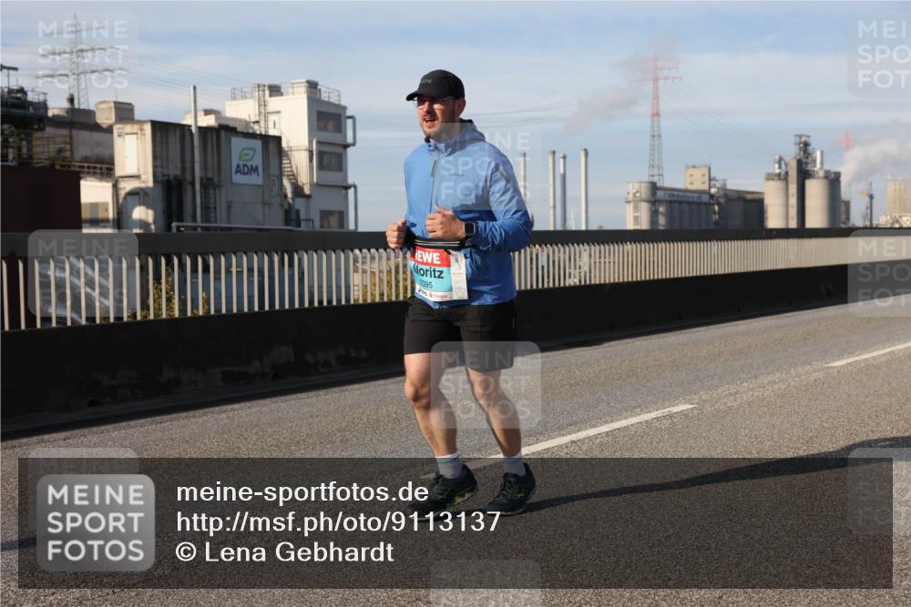 03.10.2025 - Köhlbrandbrückenlauf Lena Gebhardt http://msf.ph/oto/9113137 03.10.2025 10:16:50 Position 2 395 meine-sportfotos.de