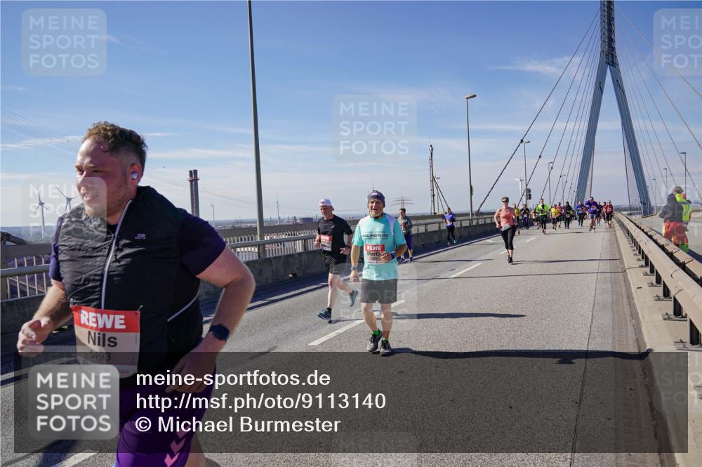 03.10.2025 - Köhlbrandbrückenlauf Michael Burmester http://msf.ph/oto/9113140 03.10.2025 12:55:01 Position 2 5493 meine-sportfotos.de