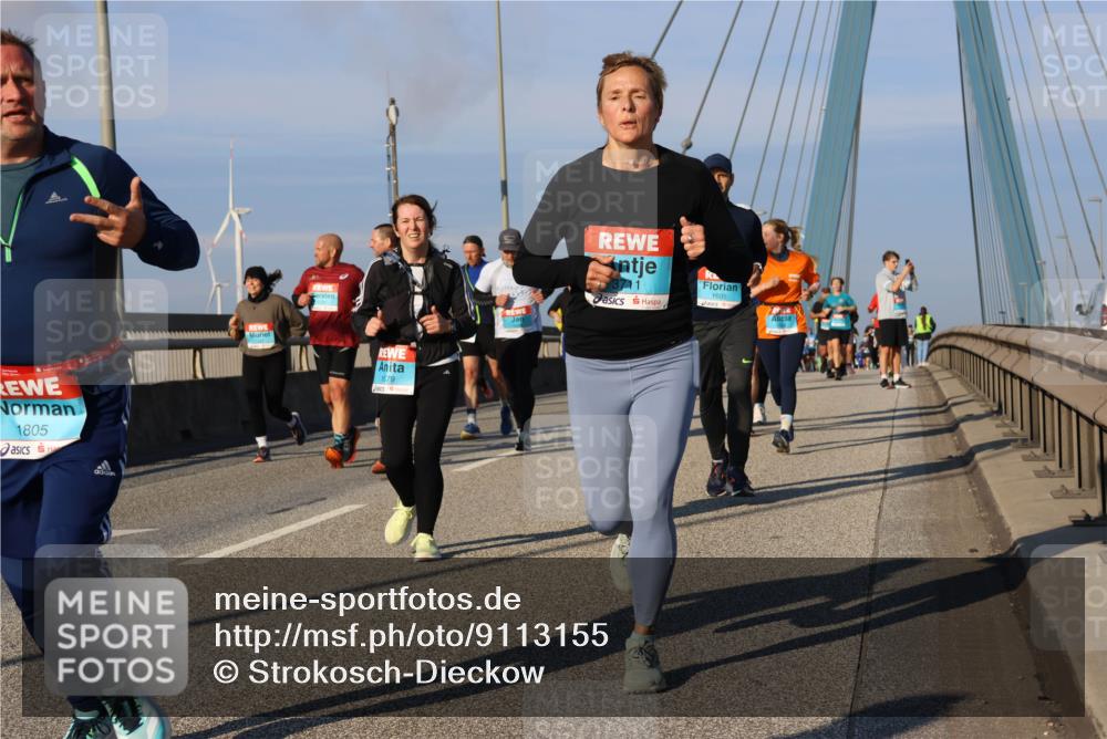 03.10.2025 - Köhlbrandbrückenlauf Strokosch-Dieckow http://msf.ph/oto/9113155 03.10.2025 09:47:09 Position 2 1805, 1679, 3711, 1605 meine-sportfotos.de