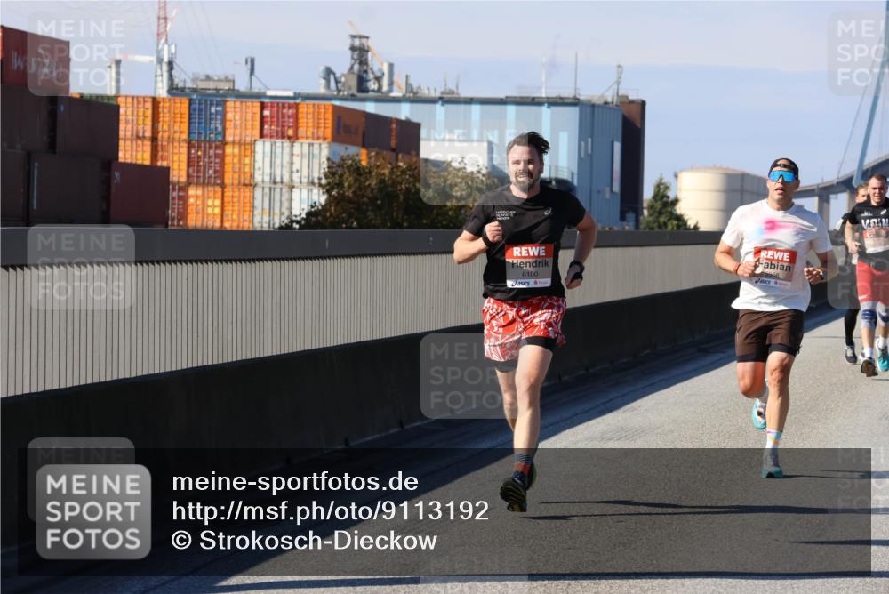 03.10.2025 - Köhlbrandbrückenlauf Strokosch-Dieckow http://msf.ph/oto/9113192 03.10.2025 12:43:04 Position 3 6100 meine-sportfotos.de