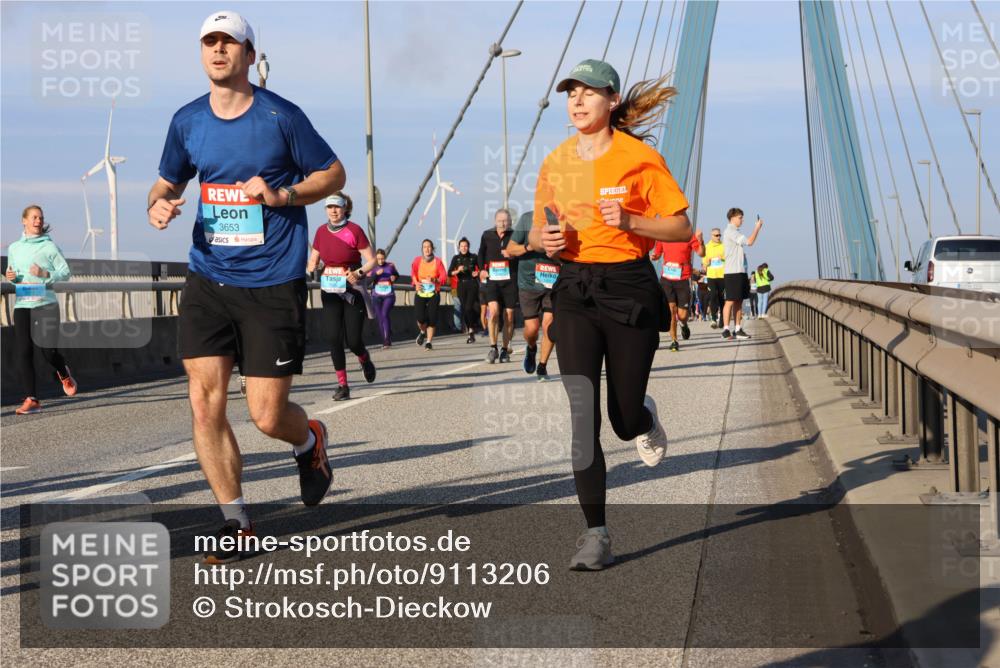 03.10.2025 - Köhlbrandbrückenlauf Strokosch-Dieckow http://msf.ph/oto/9113206 03.10.2025 09:47:13 Position 2 3653 meine-sportfotos.de