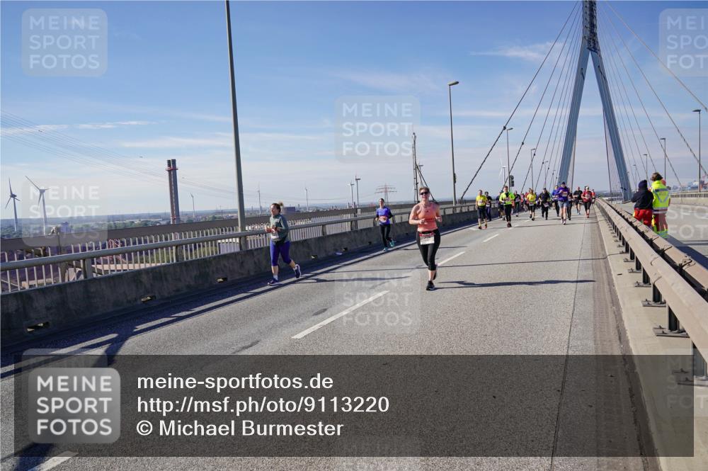 03.10.2025 - Köhlbrandbrückenlauf Michael Burmester http://msf.ph/oto/9113220 03.10.2025 12:55:03 Position 2  meine-sportfotos.de