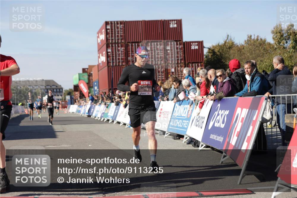 03.10.2025 - Köhlbrandbrückenlauf Jannik Wohlers http://msf.ph/oto/9113235 03.10.2025 13:01:11 Ziel 4039, 4140, 4425, 4737, 5779, 6614 meine-sportfotos.de