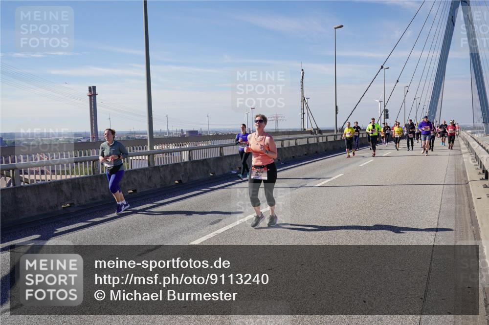 03.10.2025 - Köhlbrandbrückenlauf Michael Burmester http://msf.ph/oto/9113240 03.10.2025 12:55:04 Position 2  meine-sportfotos.de