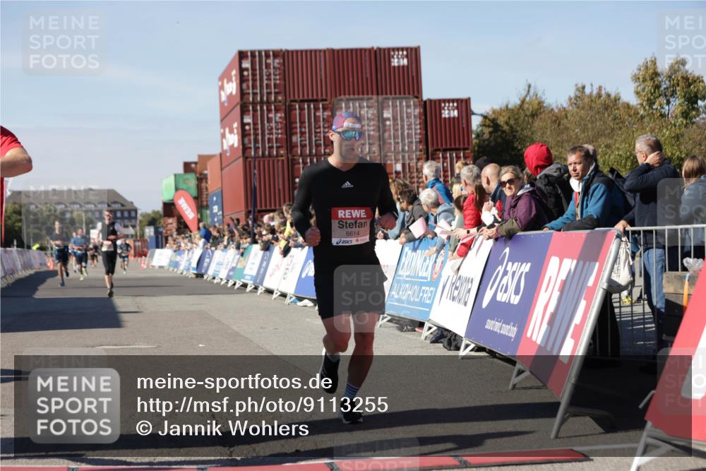 03.10.2025 - Köhlbrandbrückenlauf Jannik Wohlers http://msf.ph/oto/9113255 03.10.2025 13:01:11 Ziel 4039, 4140, 4425, 4737, 5779, 6614 meine-sportfotos.de
