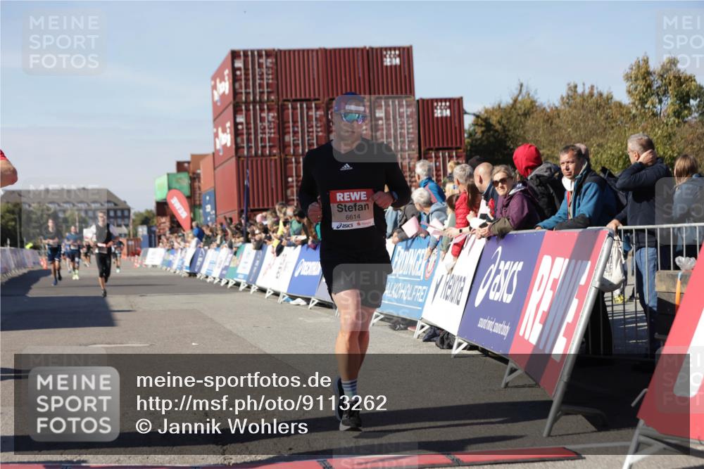 03.10.2025 - Köhlbrandbrückenlauf Jannik Wohlers http://msf.ph/oto/9113262 03.10.2025 13:01:11 Ziel 4039, 4140, 4425, 4737, 5779, 6614 meine-sportfotos.de