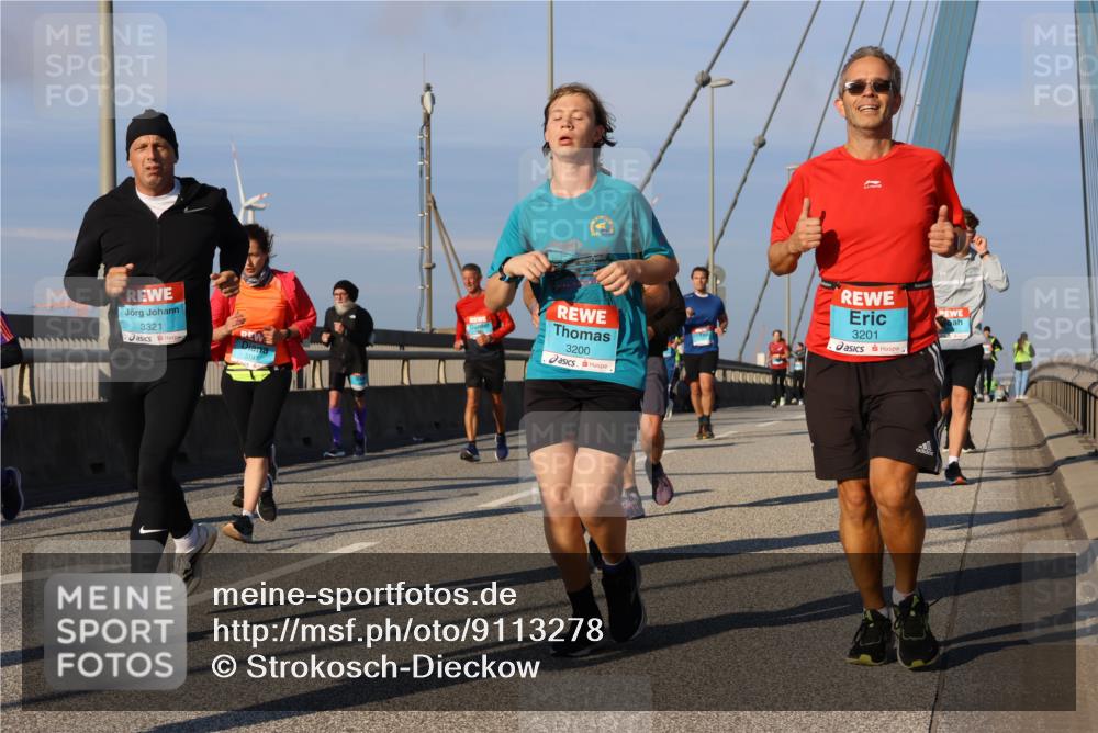 03.10.2025 - Köhlbrandbrückenlauf Strokosch-Dieckow http://msf.ph/oto/9113278 03.10.2025 09:47:19 Position 2 2021, 3321, 3200, 3201 meine-sportfotos.de
