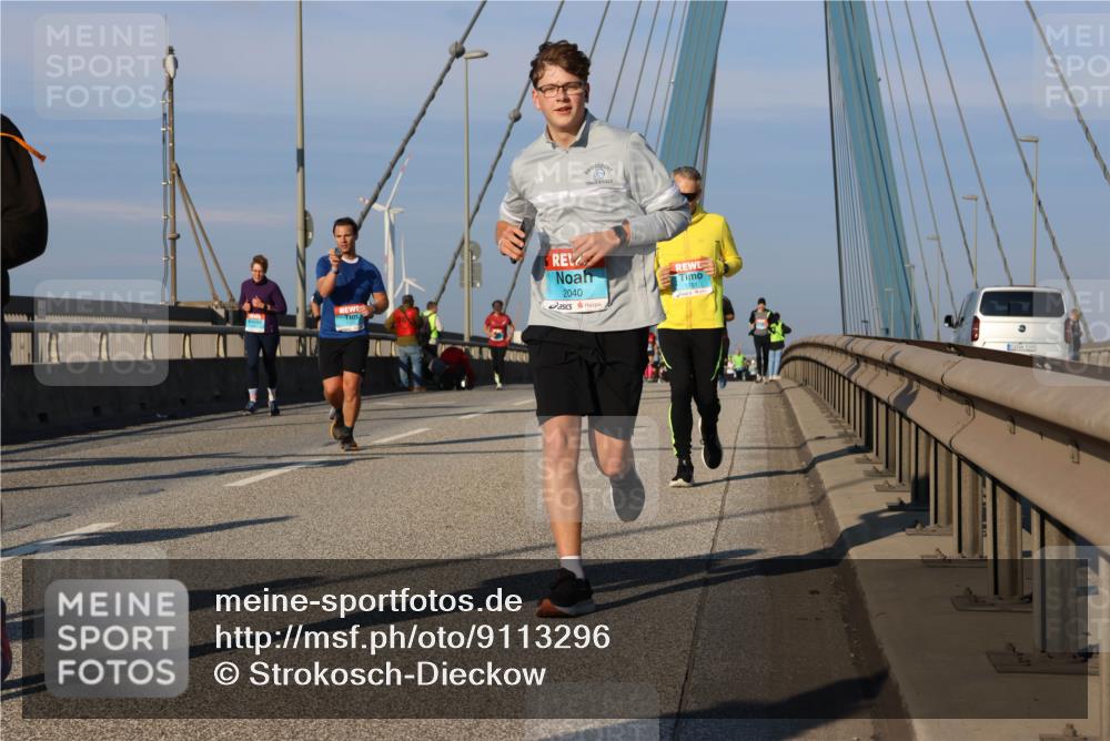 03.10.2025 - Köhlbrandbrückenlauf Strokosch-Dieckow http://msf.ph/oto/9113296 03.10.2025 09:47:22 Position 2 2040, 1701 meine-sportfotos.de