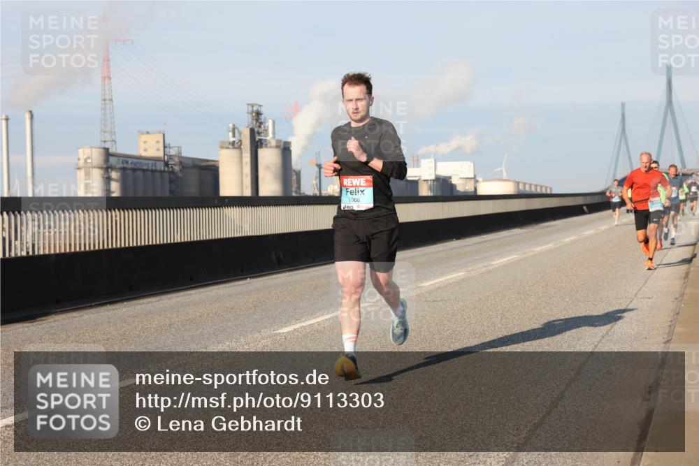 03.10.2025 - Köhlbrandbrückenlauf Lena Gebhardt http://msf.ph/oto/9113303 03.10.2025 09:42:43 Position 2 1068 meine-sportfotos.de