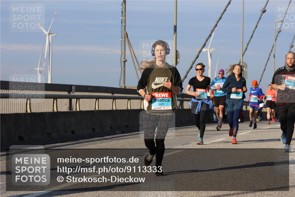 03.10.2025 - Köhlbrandbrückenlauf Strokosch-Dieckow http://msf.ph/oto/9113333 03.10.2025 09:47:29 Position 2 2471, 1921 meine-sportfotos.de