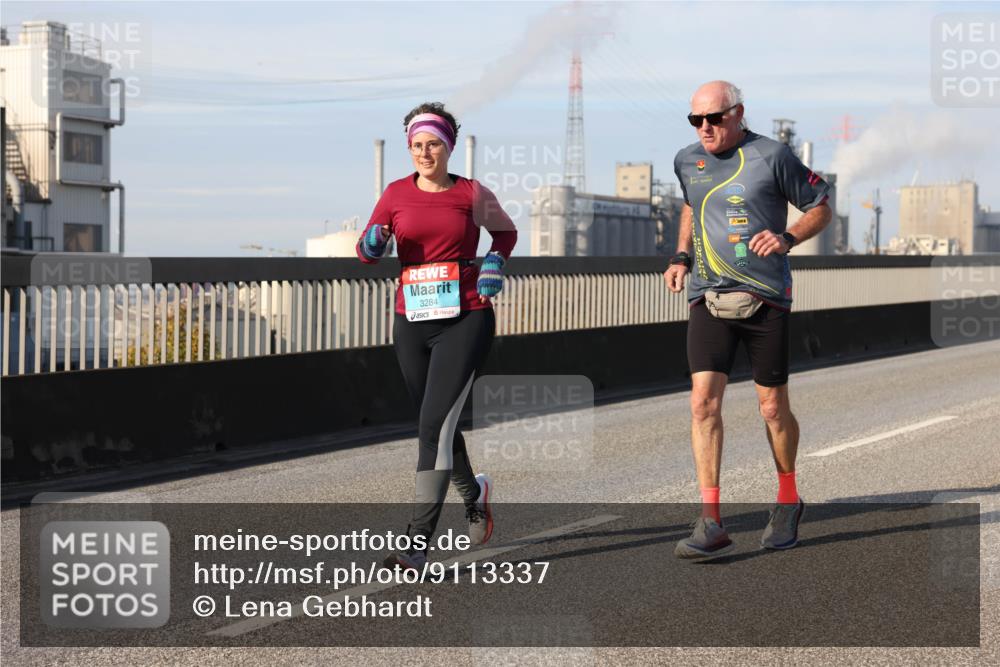 03.10.2025 - Köhlbrandbrückenlauf Lena Gebhardt http://msf.ph/oto/9113337 03.10.2025 10:16:54 Position 2 3284 meine-sportfotos.de