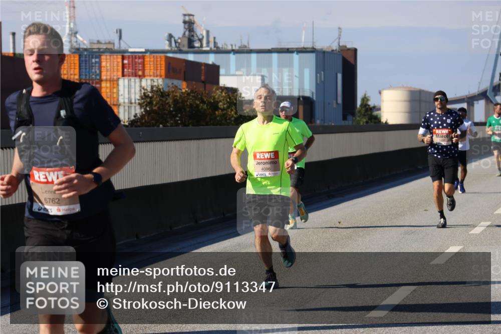 03.10.2025 - Köhlbrandbrückenlauf Strokosch-Dieckow http://msf.ph/oto/9113347 03.10.2025 12:43:23 Position 3 6762, 4096 meine-sportfotos.de
