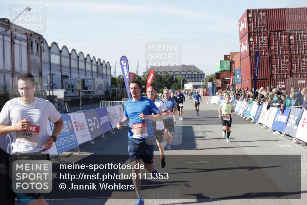03.10.2025 - Köhlbrandbrückenlauf Jannik Wohlers http://msf.ph/oto/9113353 03.10.2025 13:01:26 Ziel 4073, 4199, 4219, 4284, 4292, 4304, 4737, 5424, 5915, 6187, 6307, 6775 meine-sportfotos.de